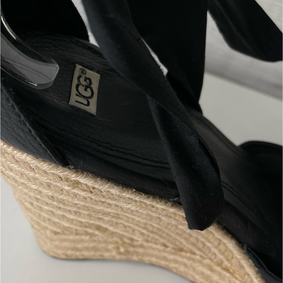 UGG Lucianna Black Ankle Strap Espadrille Wedge Sandals 10 - Picture 6 of 9